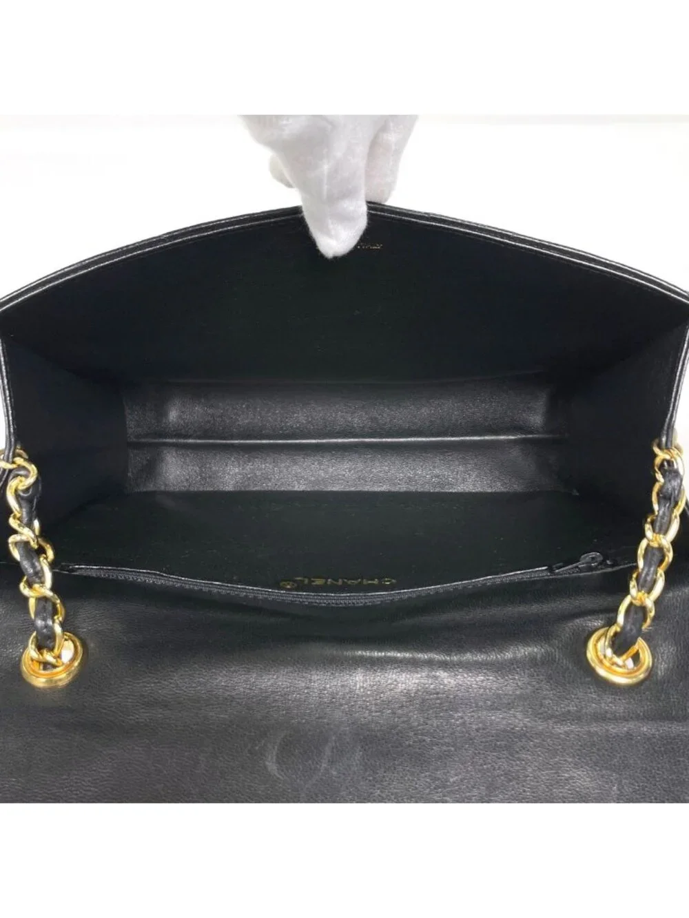 Chanel CC Logo Chain Shoulder Bag Quilted Leather Black